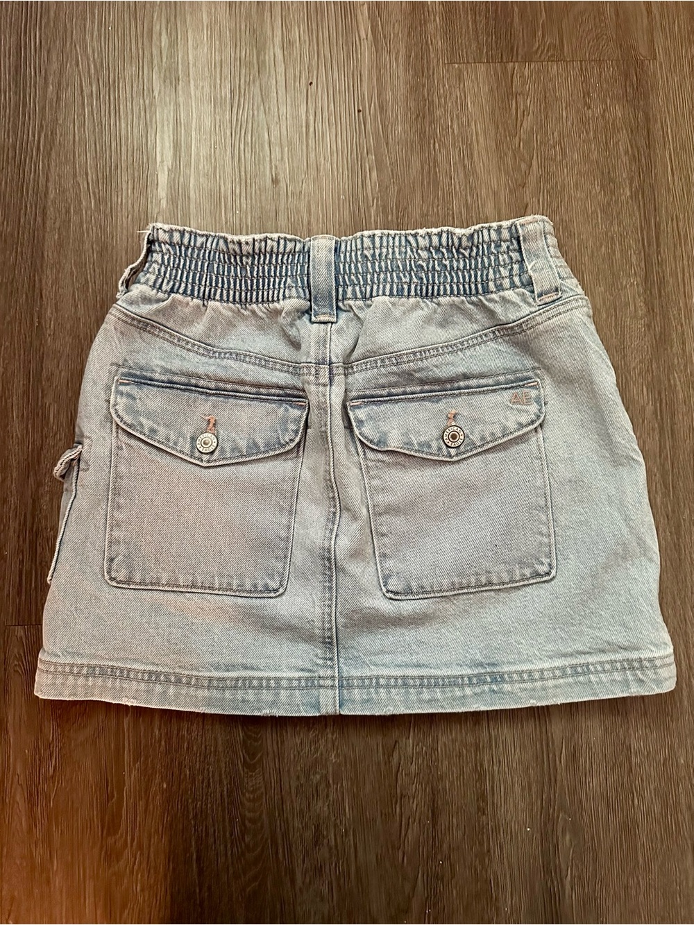 American Eagle Denim Cargo Mini Skirt - Picture 2 of 3